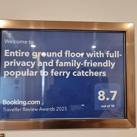 Entire Ground Floor With Full-Privacy And Family-Friendly Popular To Ferry Catchers Wellington Buitenkant foto